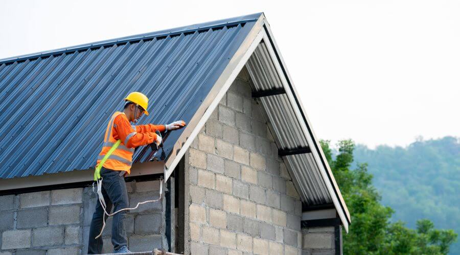 Professional gutter cleaning in Meadow, TX